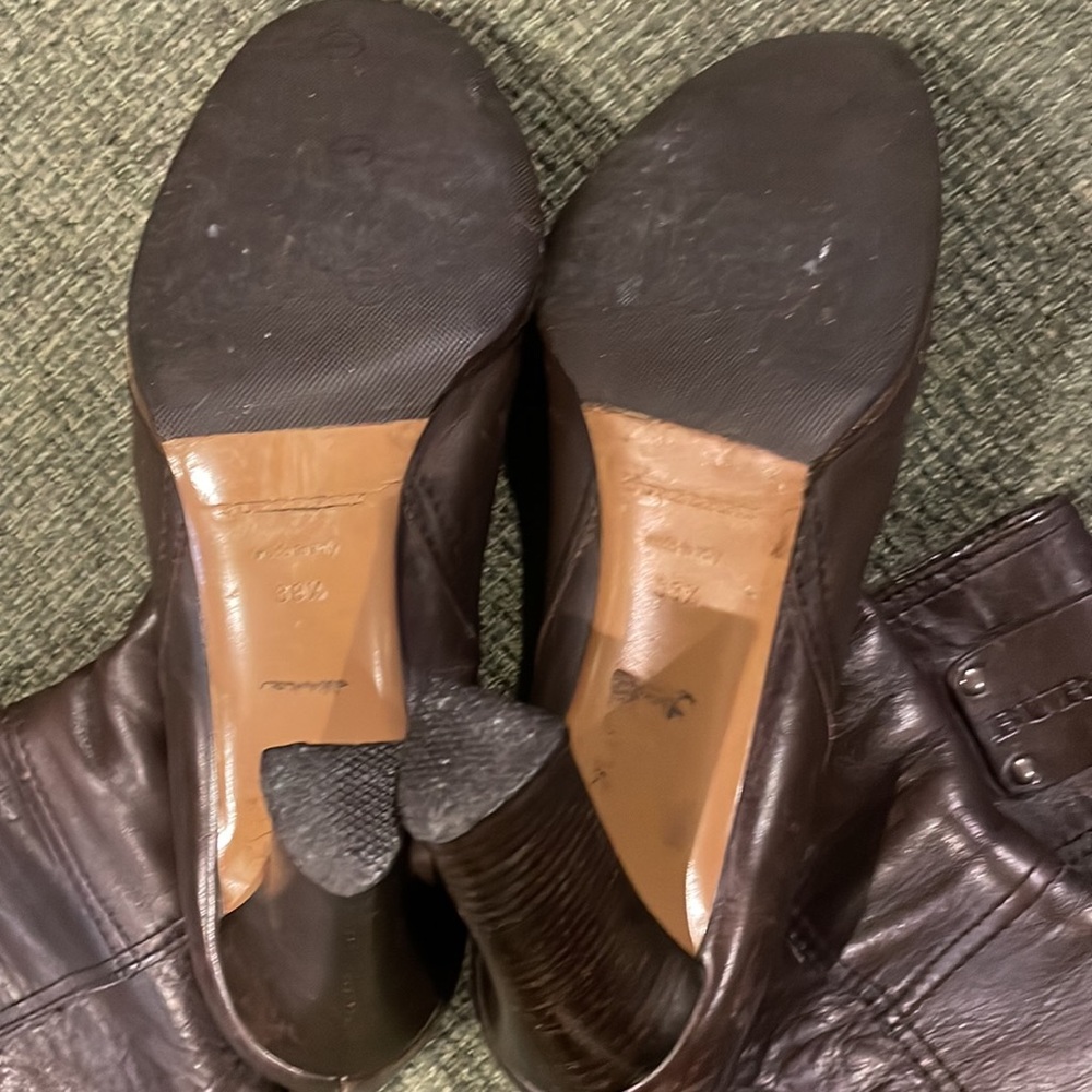 Burberry Dark Brown Knee-High Leather Boots (sz 39 1/2) - Picture 3 of 14